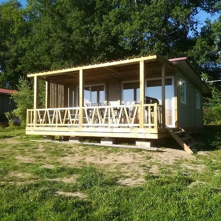 Camping Domaine Du Lac 3*